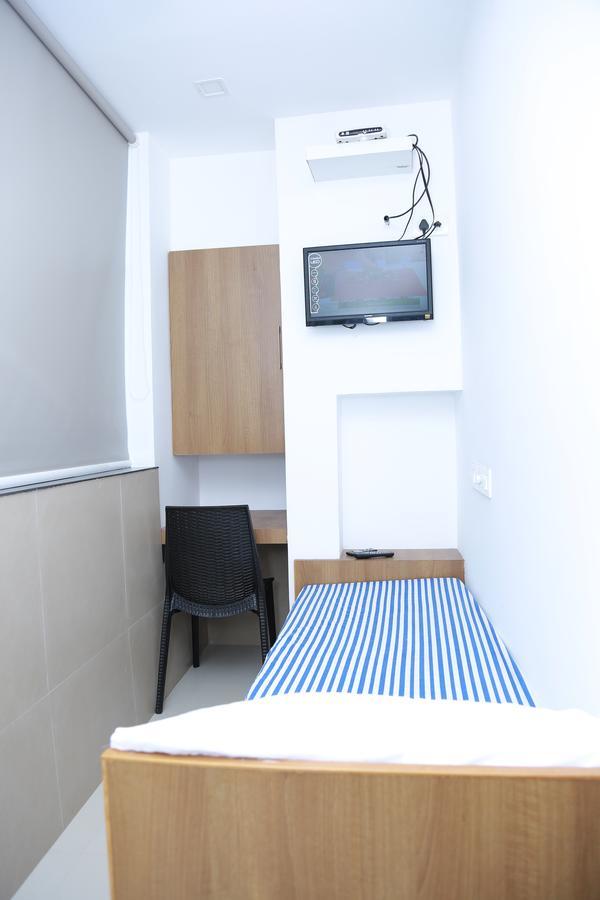 The Galaxy Suites Kochi Екстериор снимка